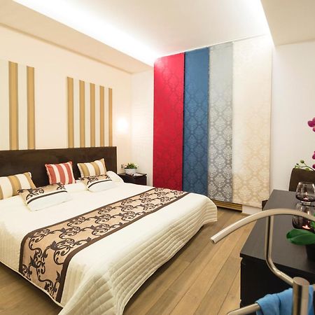 Luxury Apartments Pricna プラハ エクステリア 写真
