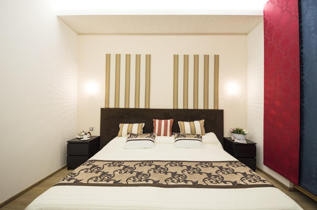 Luxury Apartments Pricna プラハ エクステリア 写真