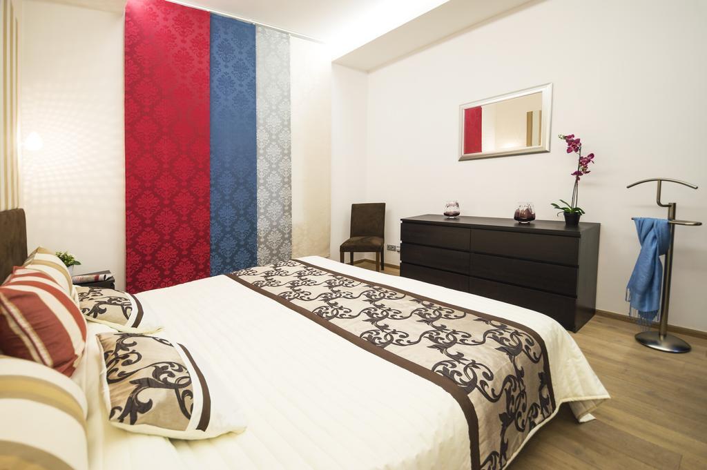 Luxury Apartments Pricna プラハ エクステリア 写真