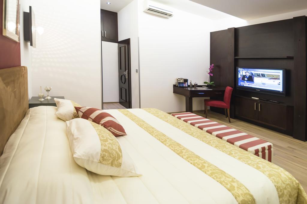 Luxury Apartments Pricna プラハ エクステリア 写真